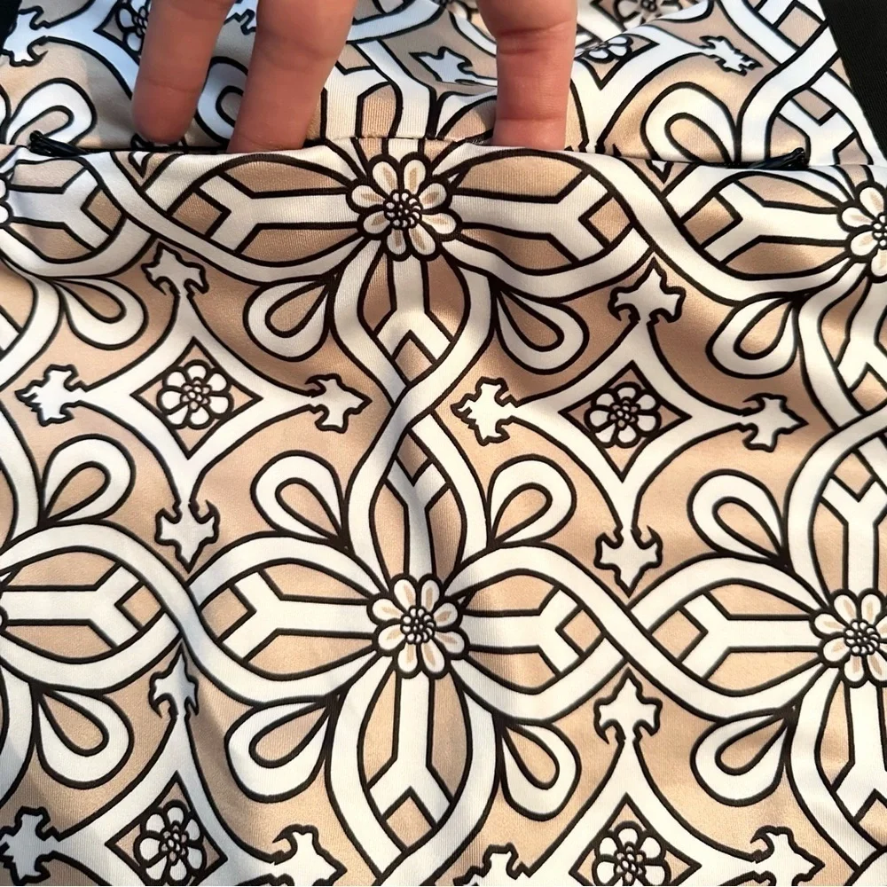 Gretchen Scott Stretch Skippy Skort Womens L Skirt NWT tan white vine print